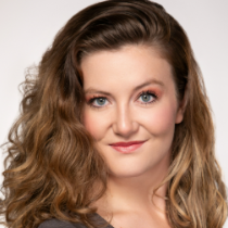 Brooke C - Paint Night Instructor at Muse Paintbar NYC - Tribeca
